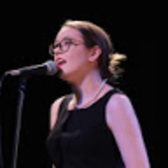 Meet your Posher, Alisha - Picture 1 of 1